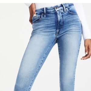 Good American Good Legs Crop Deep V Yoke